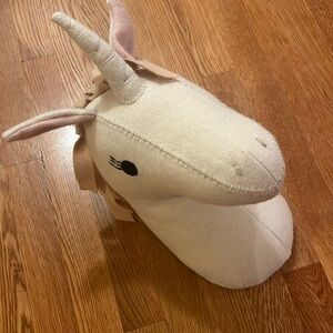 Adorable Felt Unicorn for wall